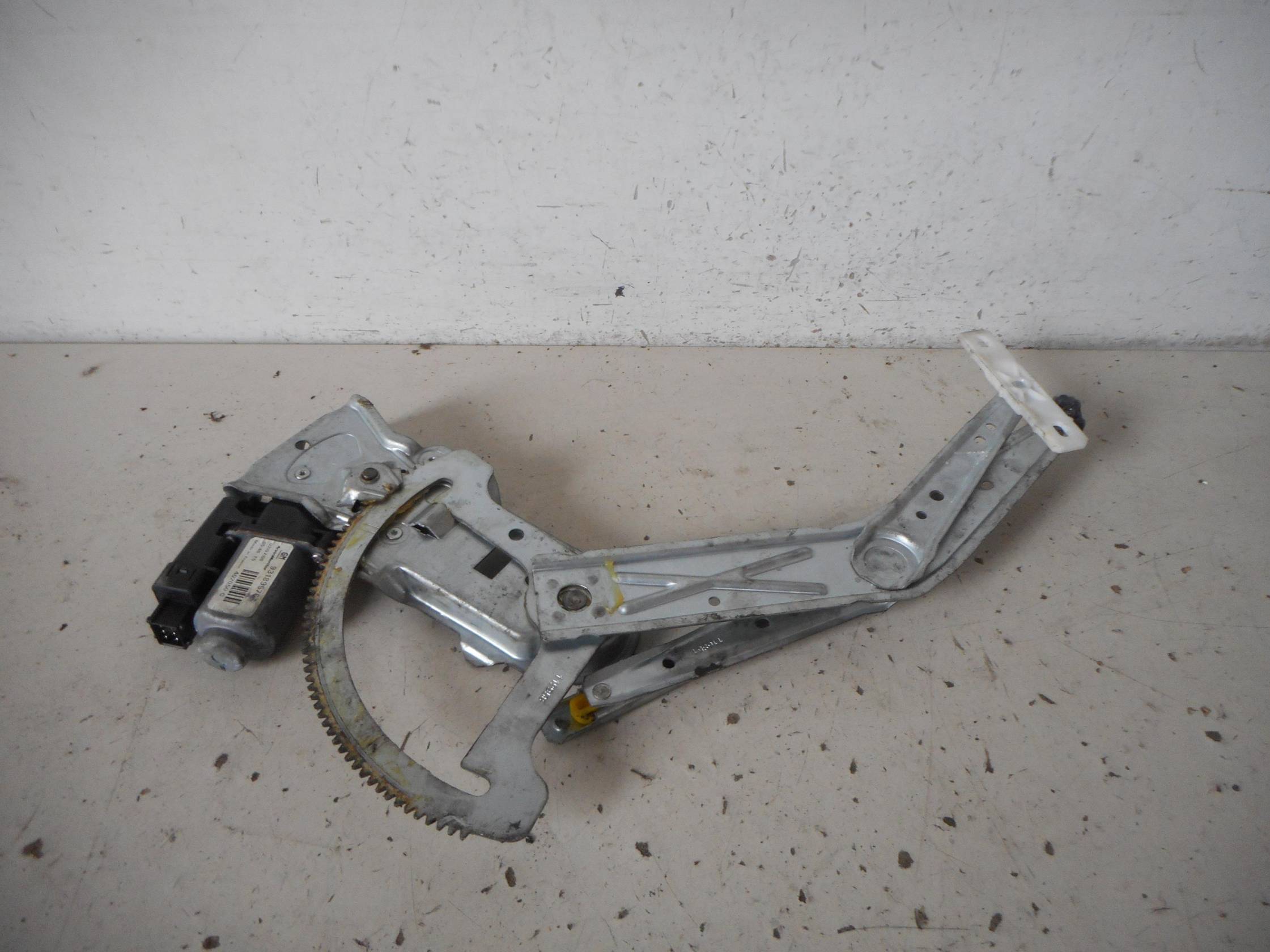 Alzacristallo elettr. porta ant. sx.